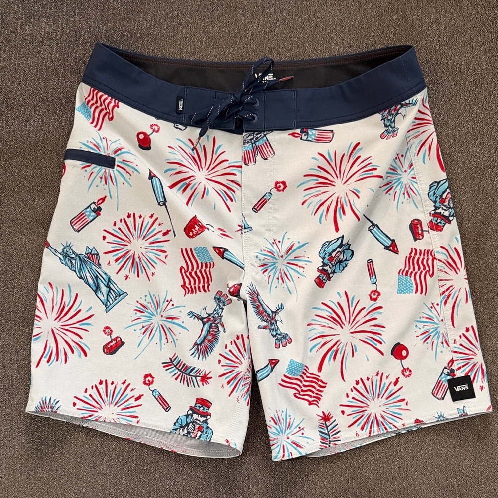 Vans Mens USA Patriotic Board Shorts NWOT